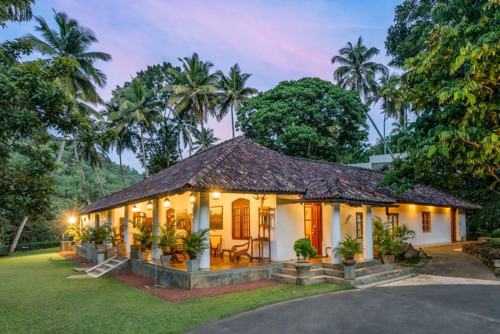 Athulya Villas, Kandy Kadugannawa Exterior foto