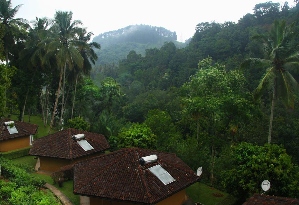 Athulya Villas, Kandy Kadugannawa Exterior foto